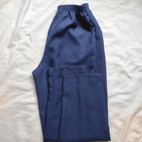 Alfred dunner Dress slacks, 12P Navy Blue 100%polyester - Picture 1 of 5